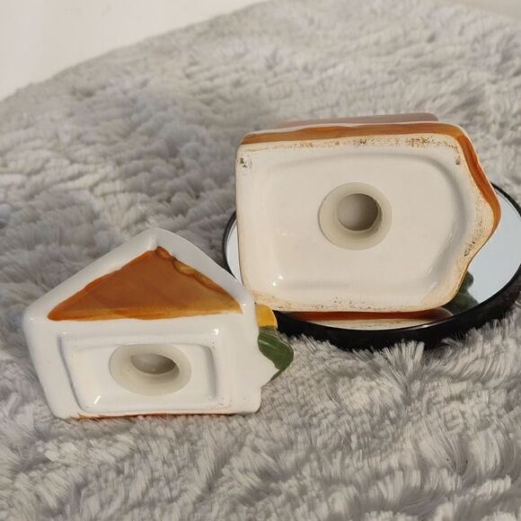 Gingerbread House Salt & Pepper Shakers - Picture 6 of 7